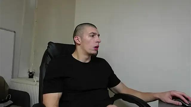 Ryan_Dozer — goal is to find naughty and horny people