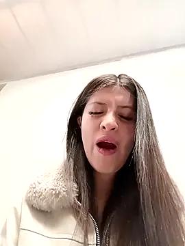 SALOME-28_ — deep throat with my squirting dildo