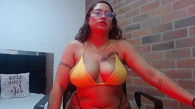 Freechat samantha__karolstone on StripChat