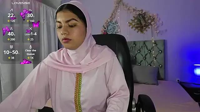 SamiraAlabi — Freechat on StripChat
