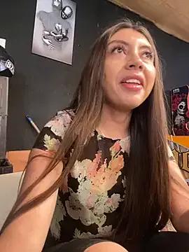 Sara-cooper2 — Boucing tits
