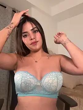 StripChat Sara-Evans is Freechat Sara-Evans — deep throat with dildo - Warm up!