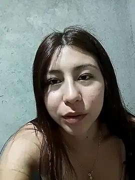 Sara_Brownx — Three fingers in my pussy 