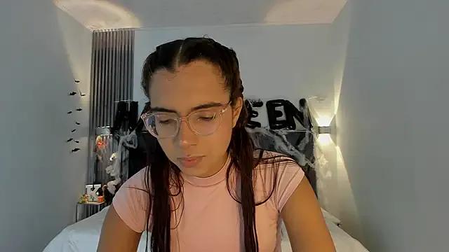 sara_saenz99 — Doggy Naked Hard Spanks! X15 