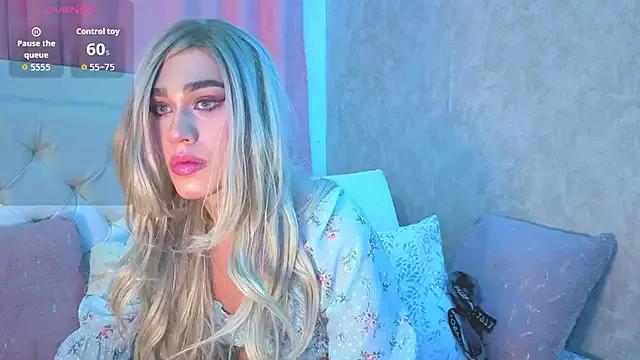 StripChat saraah_queen1 is Freechat saraah_queen1 — Freechat on StripChat