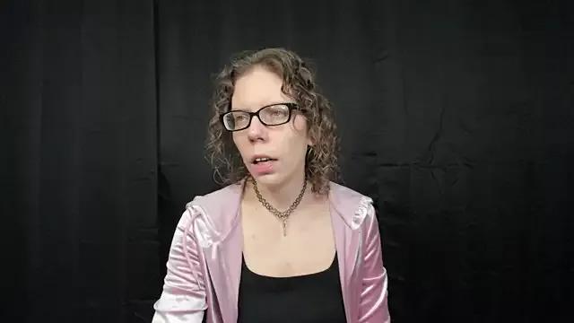 SaraDesirexo on StripChat 