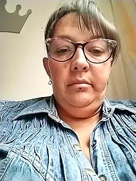 saraqueen-- — Take off my bra