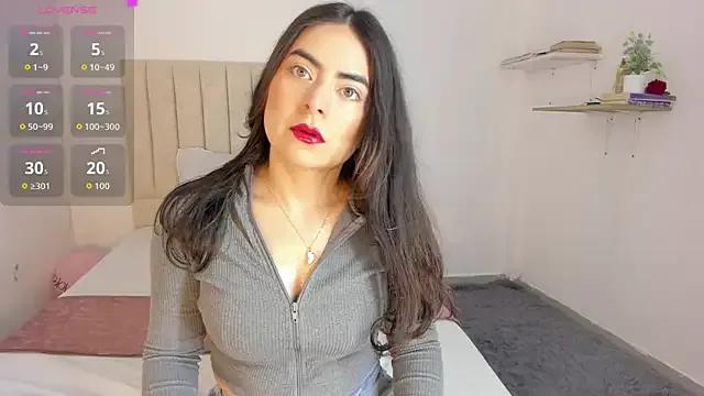 sashaa_petit — Squirt Show In Public