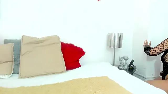 Scarlet_Os — Make me wet my pussy for you