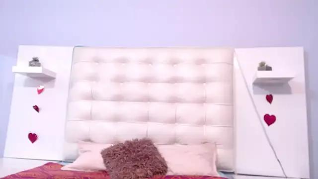 Freechat Scarletbigbug on StripChat