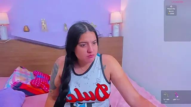 Freechat ScarletEmber3 on StripChat