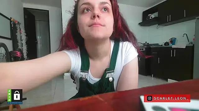 Scarletleon77 — Camel Toe !!