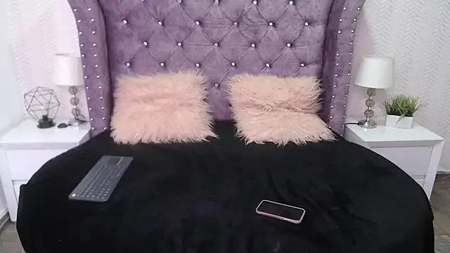 Scarlett_Love_ — play boobs 