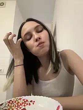 Freechat secrettina on StripChat