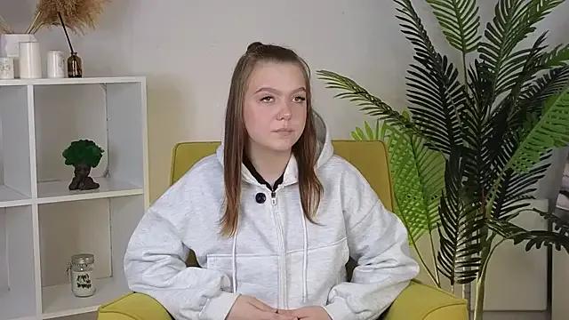 StripChat SeeCoonfare is Freechat SeeCoonfare — Lick my sweet lips close up