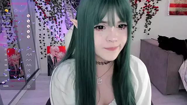 SelenaCute on StripChat 