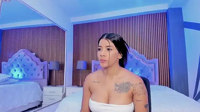 Freechat SelenaStonne on StripChat