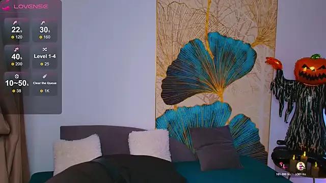 StripChat Serena_Foxxx is Private Serena_Foxxx — lets slap my naughty ass?;)