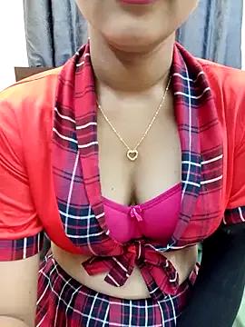 Sexy-Simi — Boobs Flash