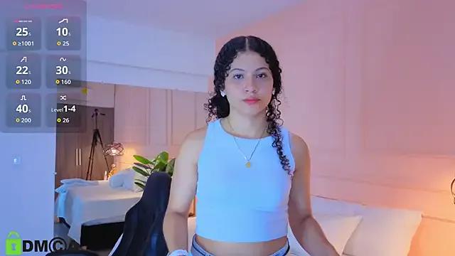 Freechat SHARONN____ on StripChat