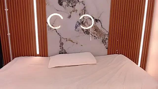 shena_nomy1 — OPEN LEGS+FINGERS