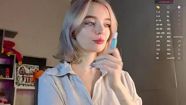 Freechat ShizukaBlanche on StripChat
