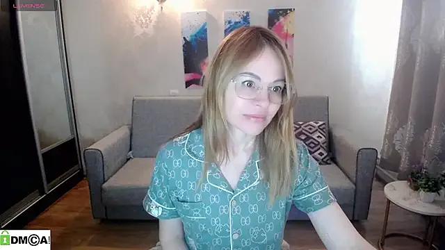 shy_hot_cat — touch yourself