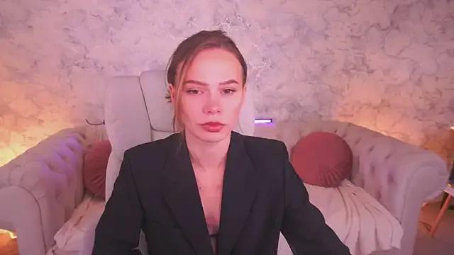 StripChat ShyySiren is Freechat ShyySiren — wanna make me naked? i'm in your hands