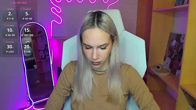 SienaHill — spank ass
