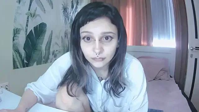 Freechat SineKiraReal on StripChat