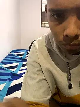 Skinny3-0 — Follar