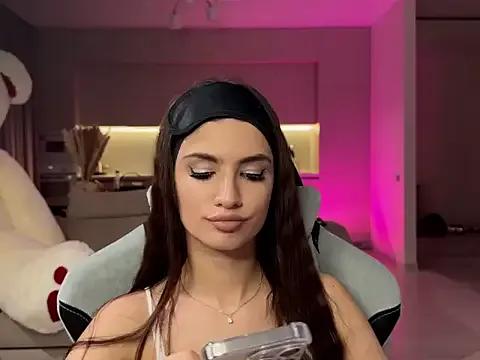 StripChat SofI-Play is Freechat SofI-Play — Be in sexy clothes