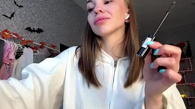 SofiaSmiles — Squeeze tits close up cam