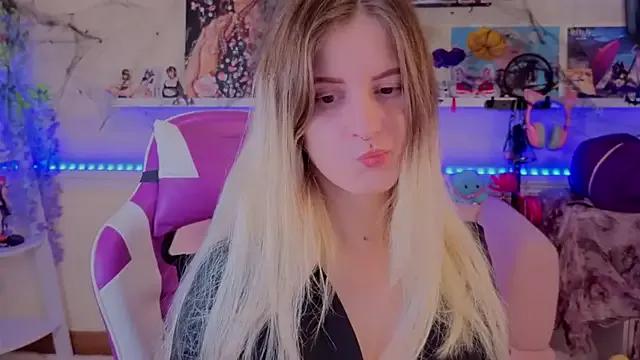 StripChat Sonia_Meow is Freechat Sonia_Meow — Doggy without panties