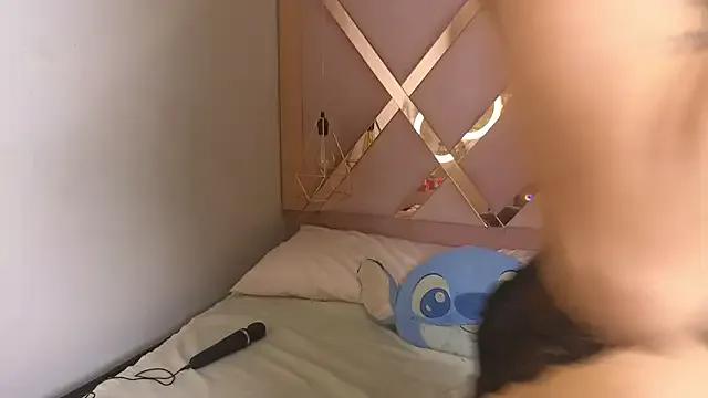 Sophia_moo_ — spanks my ass