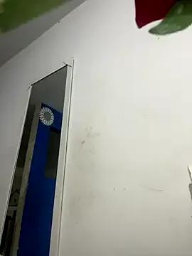 Sophia_moons — Twerkn naked