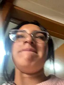 SophiaHilt0n — Flash tits