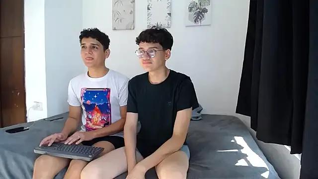 StripChat SpritzBoys is Freechat SpritzBoys — Naked