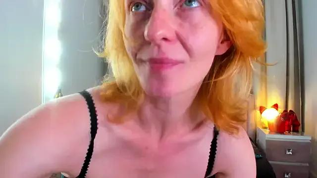 SquirtyAlisa — multi orgasm triple penetration
