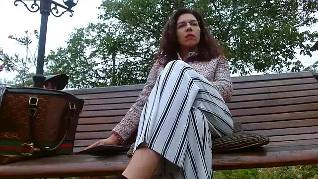 Freechat SquirtyMellissaLabia on StripChat