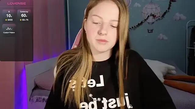 Freechat stefaniyaaa on StripChat