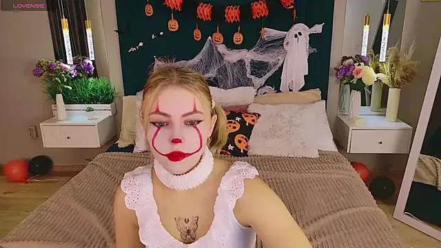 StripChat Stellahaart is Freechat Stellahaart — naked strip dance