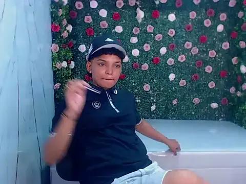 StripChat stormi_rouse18 is Freechat stormi_rouse18 — Make me naked