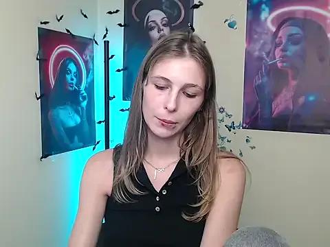 Freechat StrangerGi on StripChat