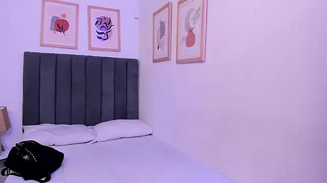 Freechat SuccubusDolly on StripChat