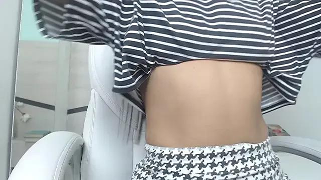 Freechat sussy_leon on StripChat