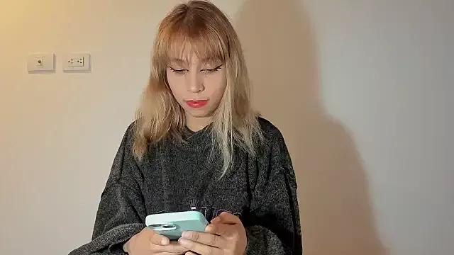 sweet_Amy0 on StripChat 