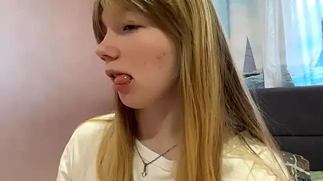 Sweet_horizon — Lick two fingers