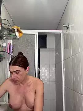 Freechat sweethoneytsx on StripChat