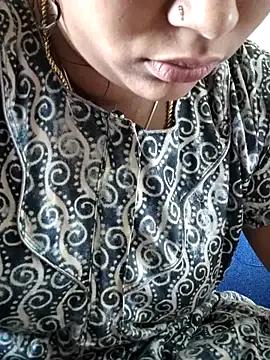 sweetqueen143 — Freechat on StripChat